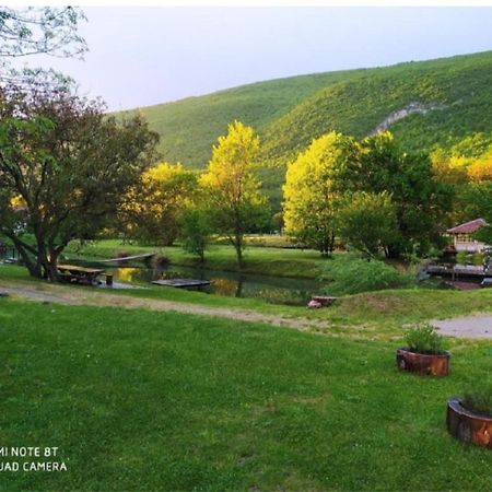 Vodenica Lug Βίλα Strmosten Εξωτερικό φωτογραφία